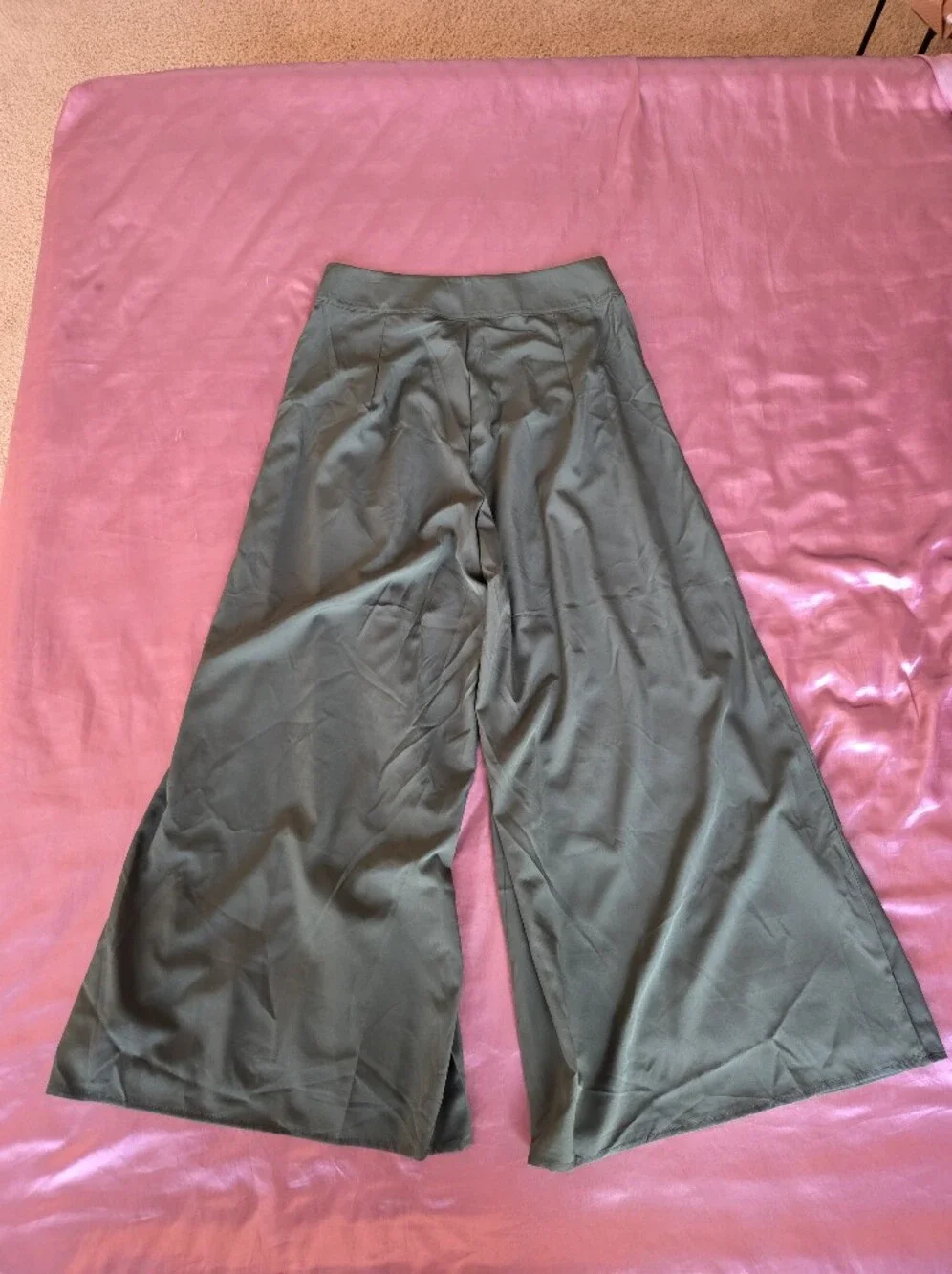 N/A pleats high